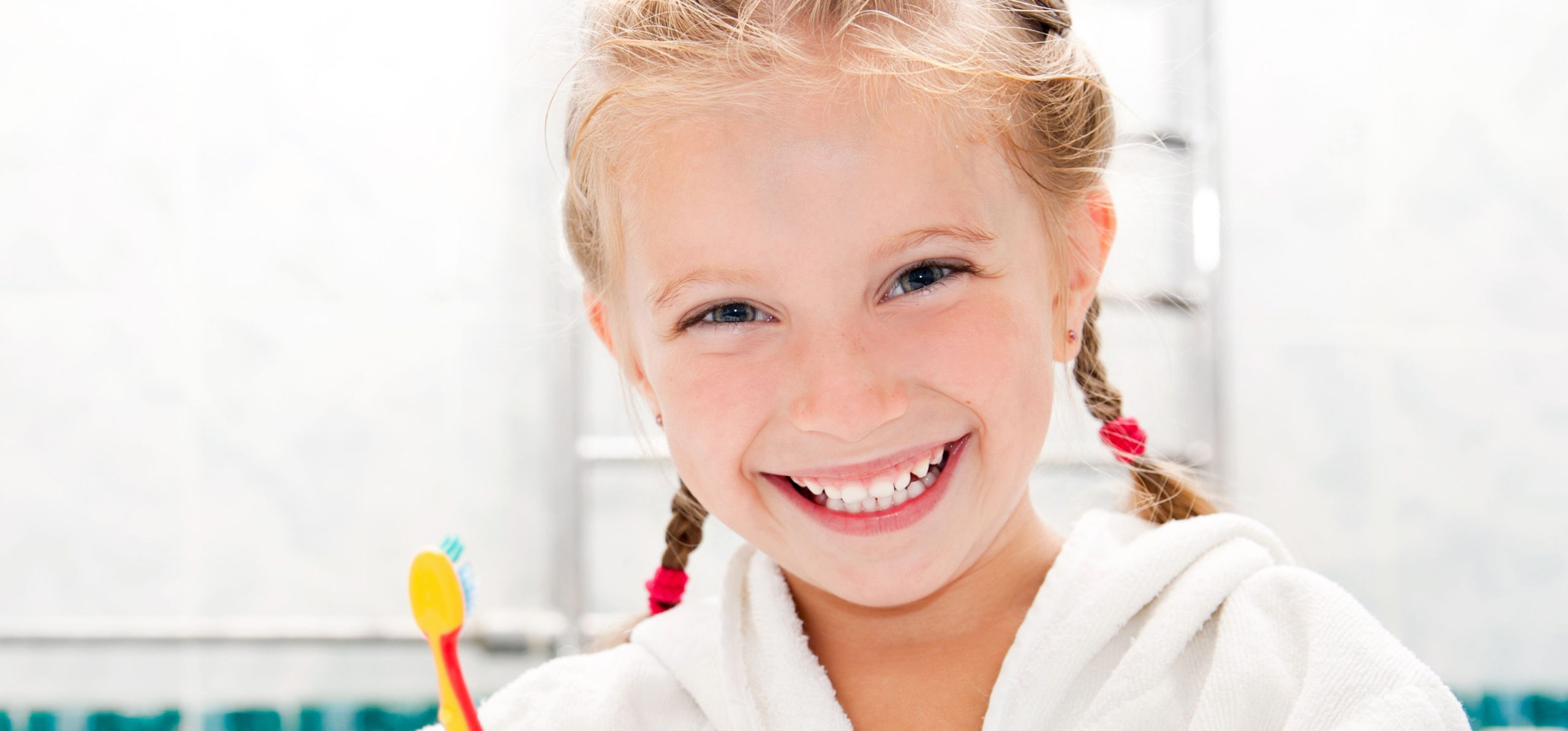 How do you get your child to floss? With floss sticks! Kids Smiles